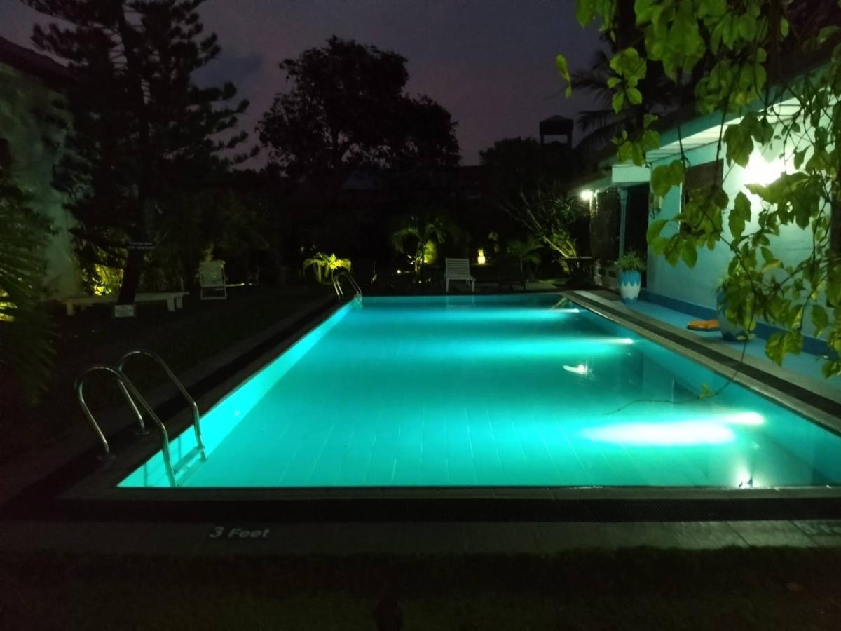 Lioni Holidays Villa Negombo Bagian luar foto