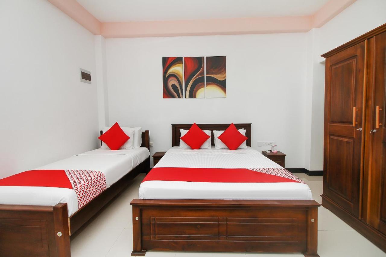Lioni Holidays Villa Negombo Bagian luar foto