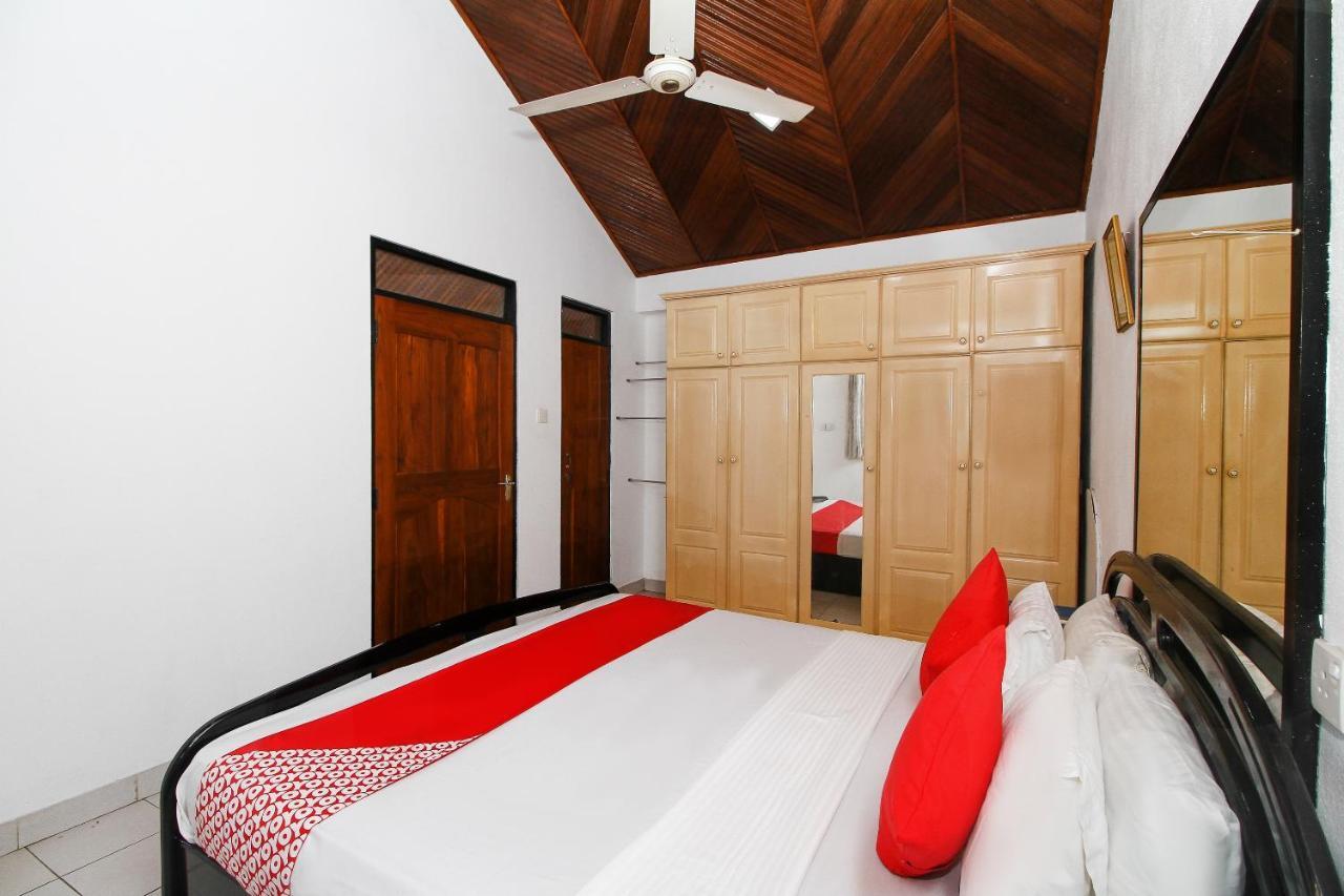 Lioni Holidays Villa Negombo Bagian luar foto