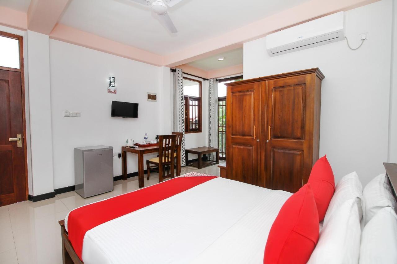 Lioni Holidays Villa Negombo Bagian luar foto