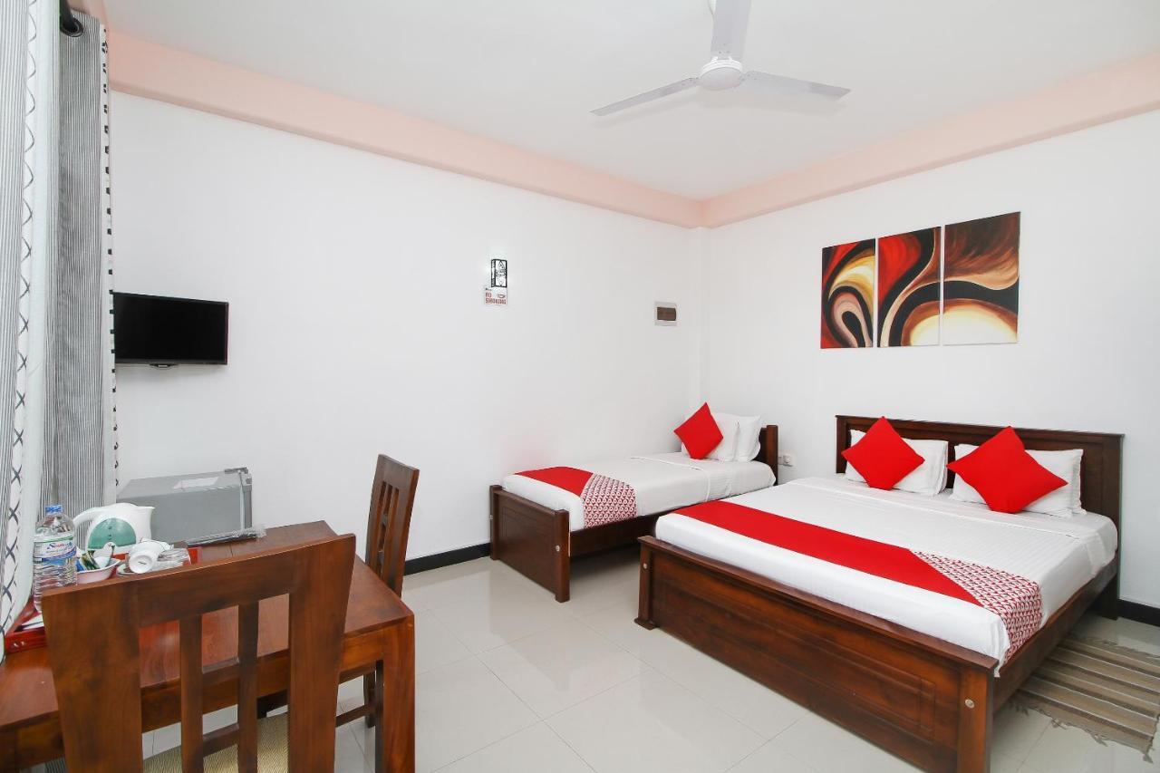 Lioni Holidays Villa Negombo Bagian luar foto