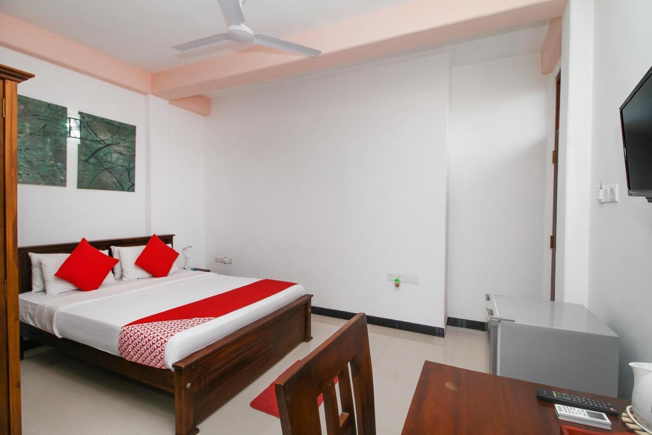 Lioni Holidays Villa Negombo Bagian luar foto