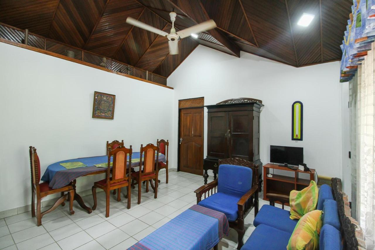Lioni Holidays Villa Negombo Bagian luar foto