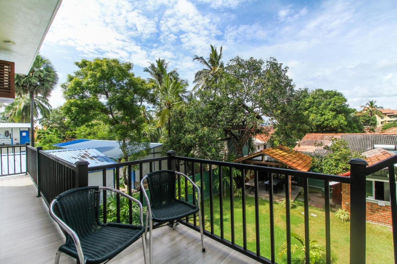 Lioni Holidays Villa Negombo Bagian luar foto