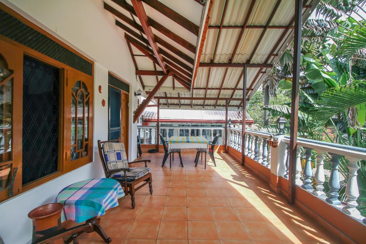 Lioni Holidays Villa Negombo Bagian luar foto